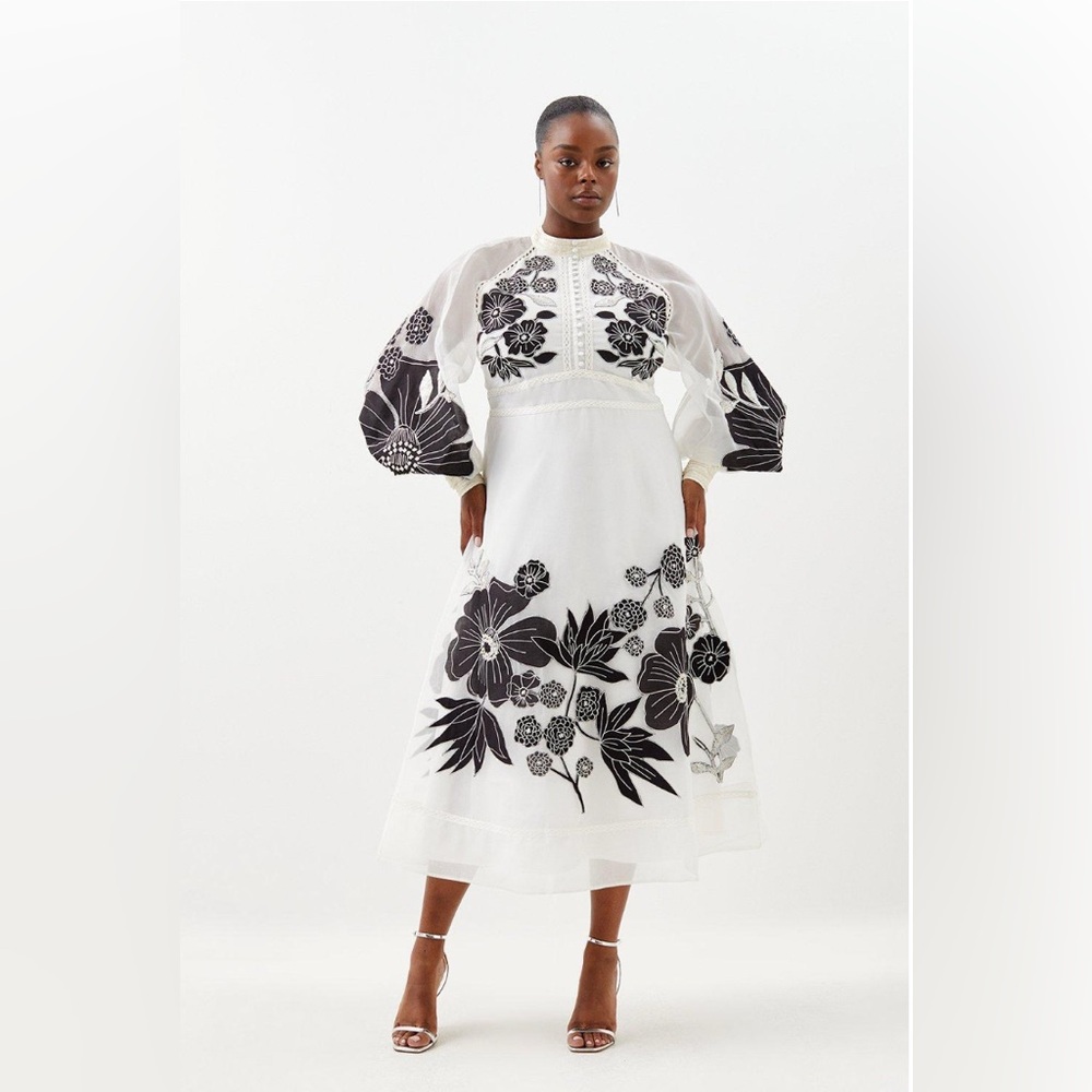 Karen Millen Plus Organdie Applique Buttoned Woven Midi Dress